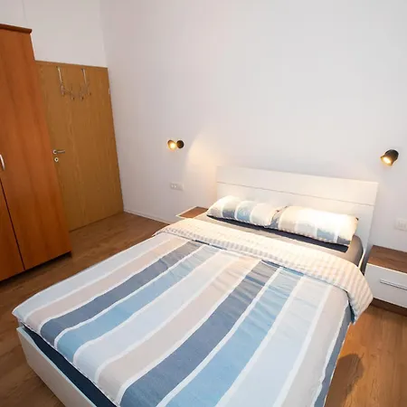 Newly Adapted 3-Room Apartment Postojna Exterior photo