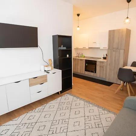 Newly Adapted 3-Room Apartment Postojna Exterior photo