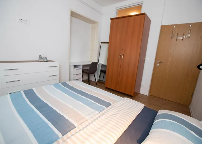 Newly Adapted 3-Room Apartment