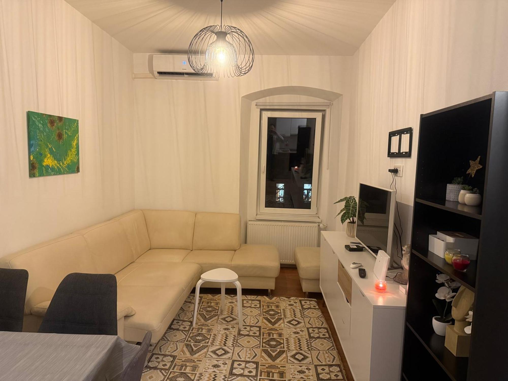 Newly Adapted 3-room