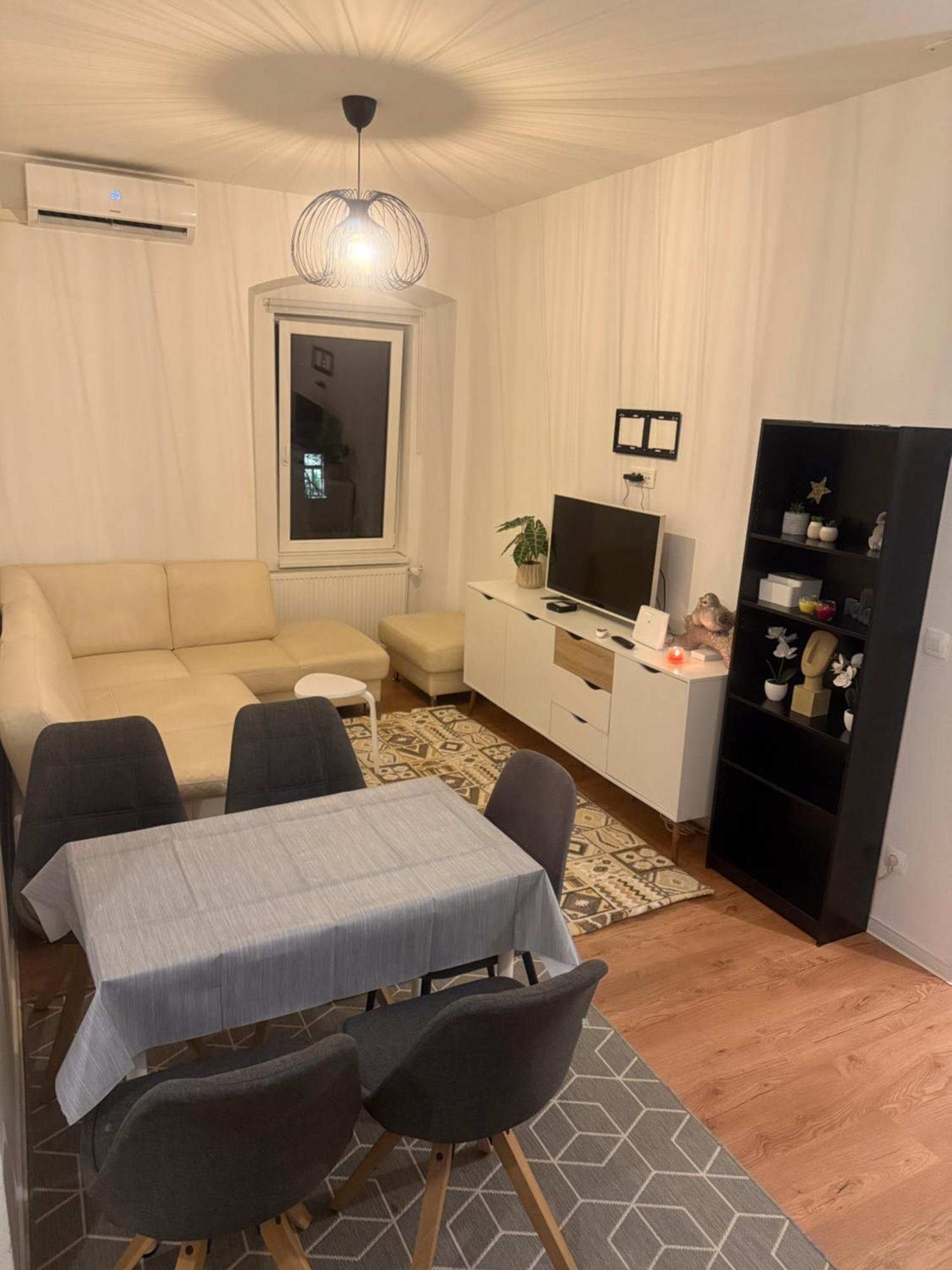 Newly Adapted 3-room *